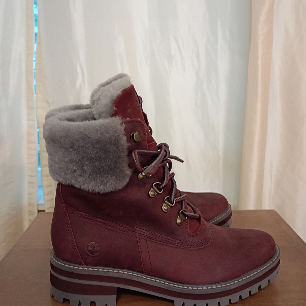 Timberland Women's Burgundy Boots with Plush Gray Lining